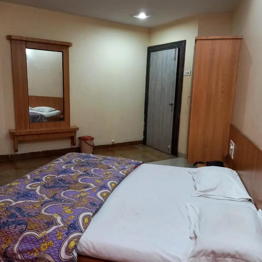 Sharan Hotel Sirdi Kültér fotó