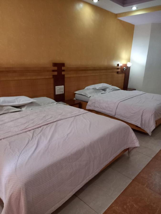 Sharan Hotel Sirdi Kültér fotó